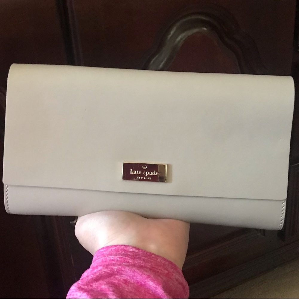 KATE SPADE BIG CLUTCH